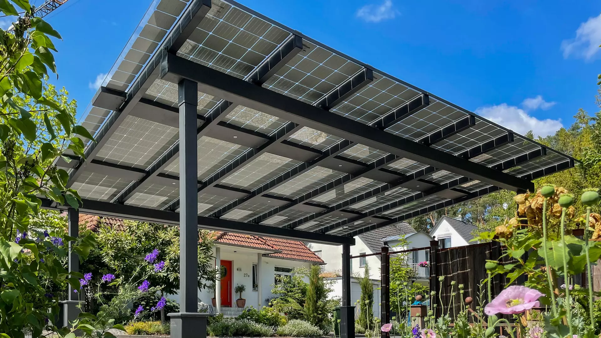 Photovoltaik-Module in einem Solarcarport
