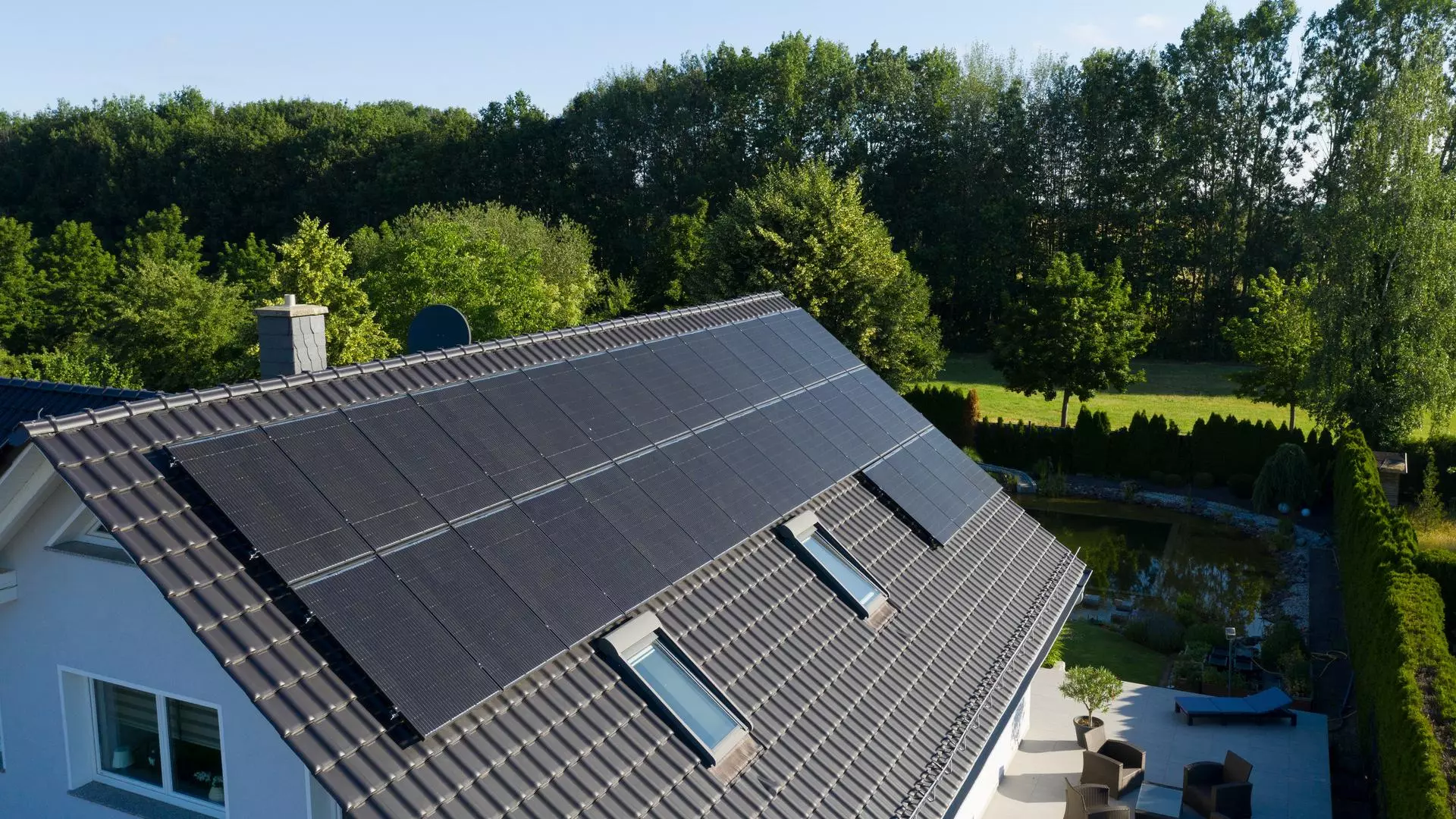 Solar-Aufdach-Anlage